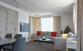 Comfy & Sunny Home In Wellington--3 Heat Pumps
